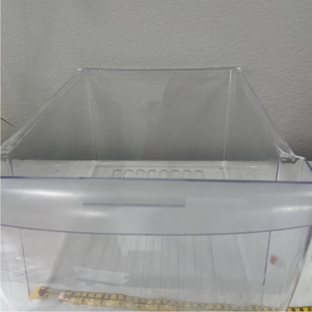 FRIGIDAIRE REFRIGERATOR CRISPER DRAWER - PART# 2403547
